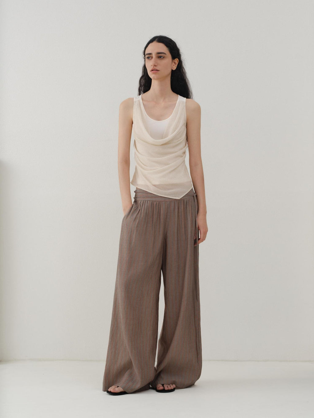 someonesometimes Tencel Wool Blend Slim Fit Commuter Workwear Unlined Beige Women Tank Tops