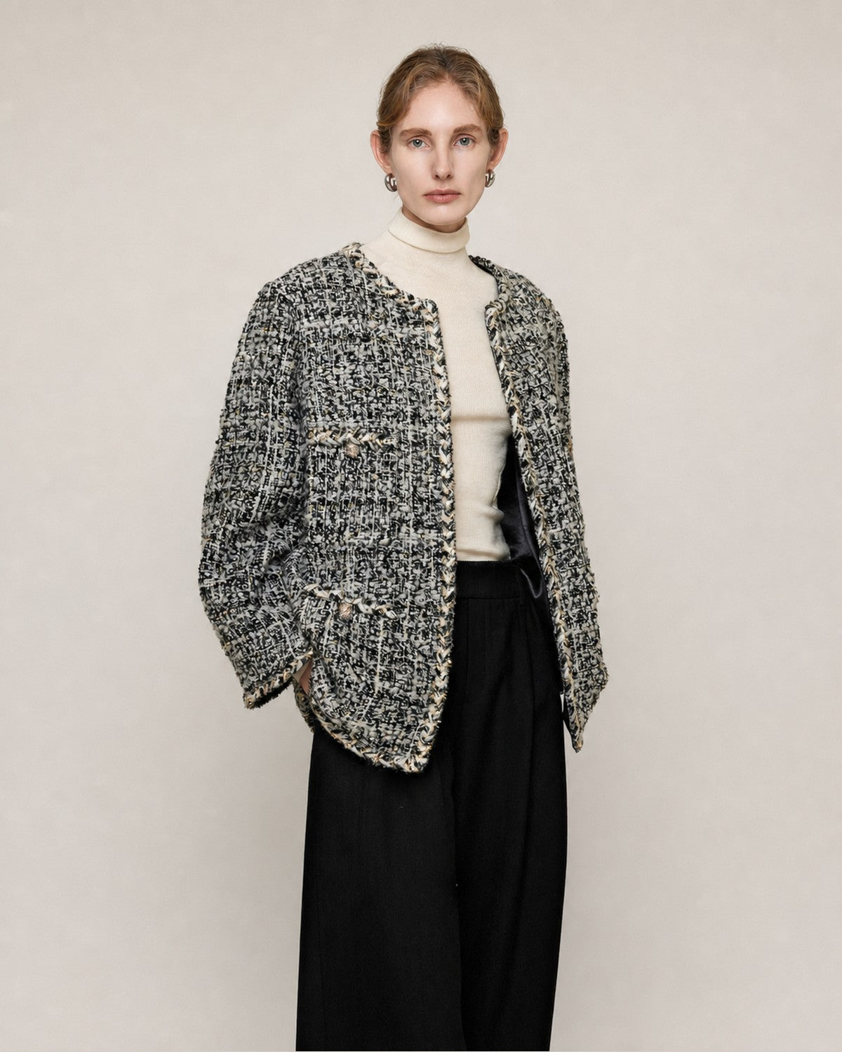Gotodays Warm Wool Blend Houndstooth Loose Fit Simple Commuter Black White Short Coat