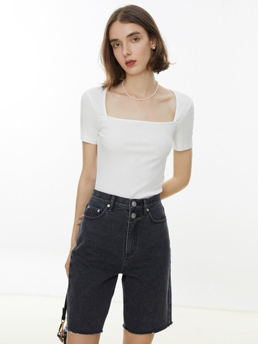 fano Creative Square Neck Slim Fit Minimalist Women Black White Short Sleeve T-Shirts