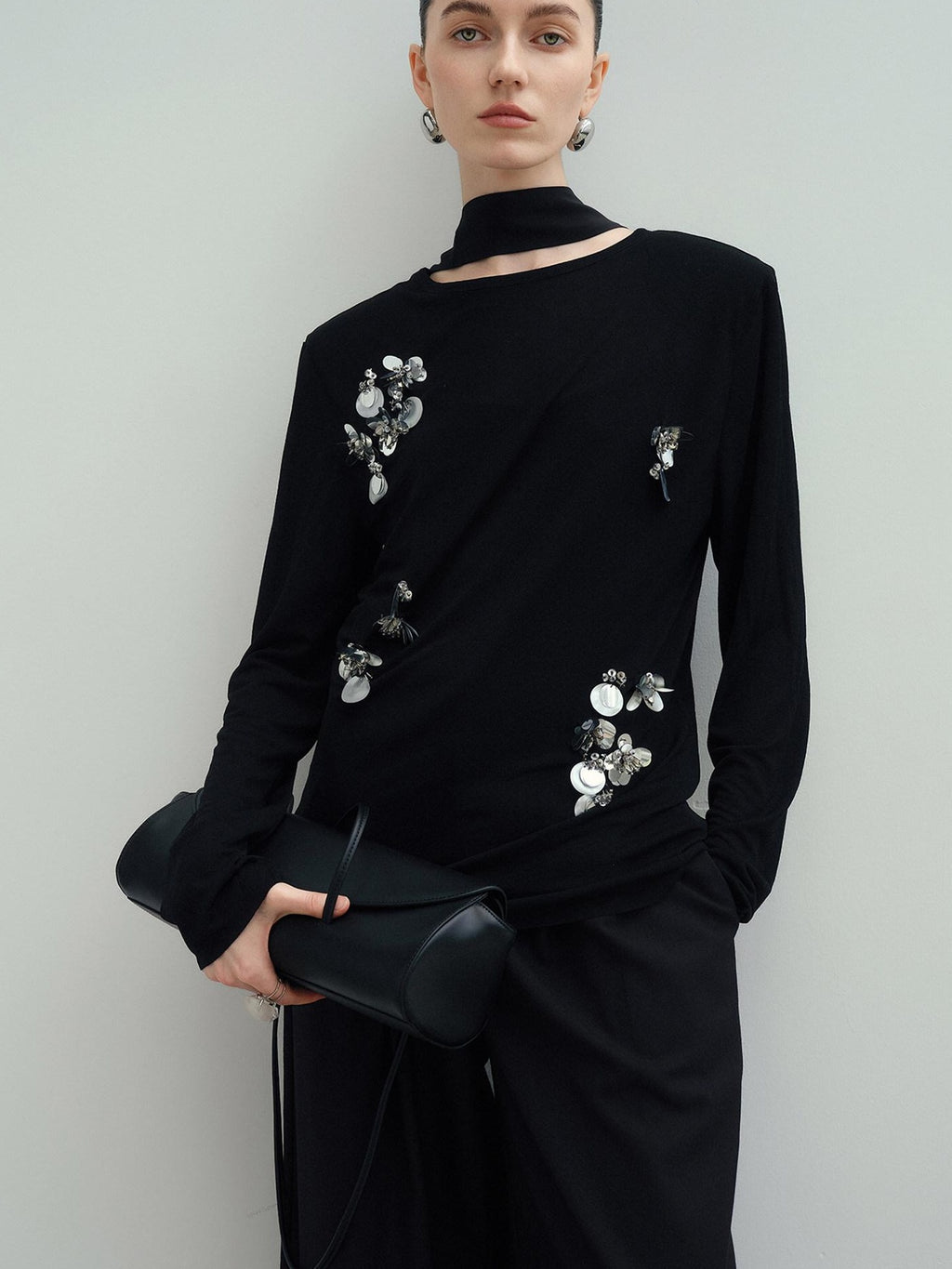 audreyyang Slim Minimal Office Crew Neck Long Sleeve Acetate Blend Black Cropped Jackets