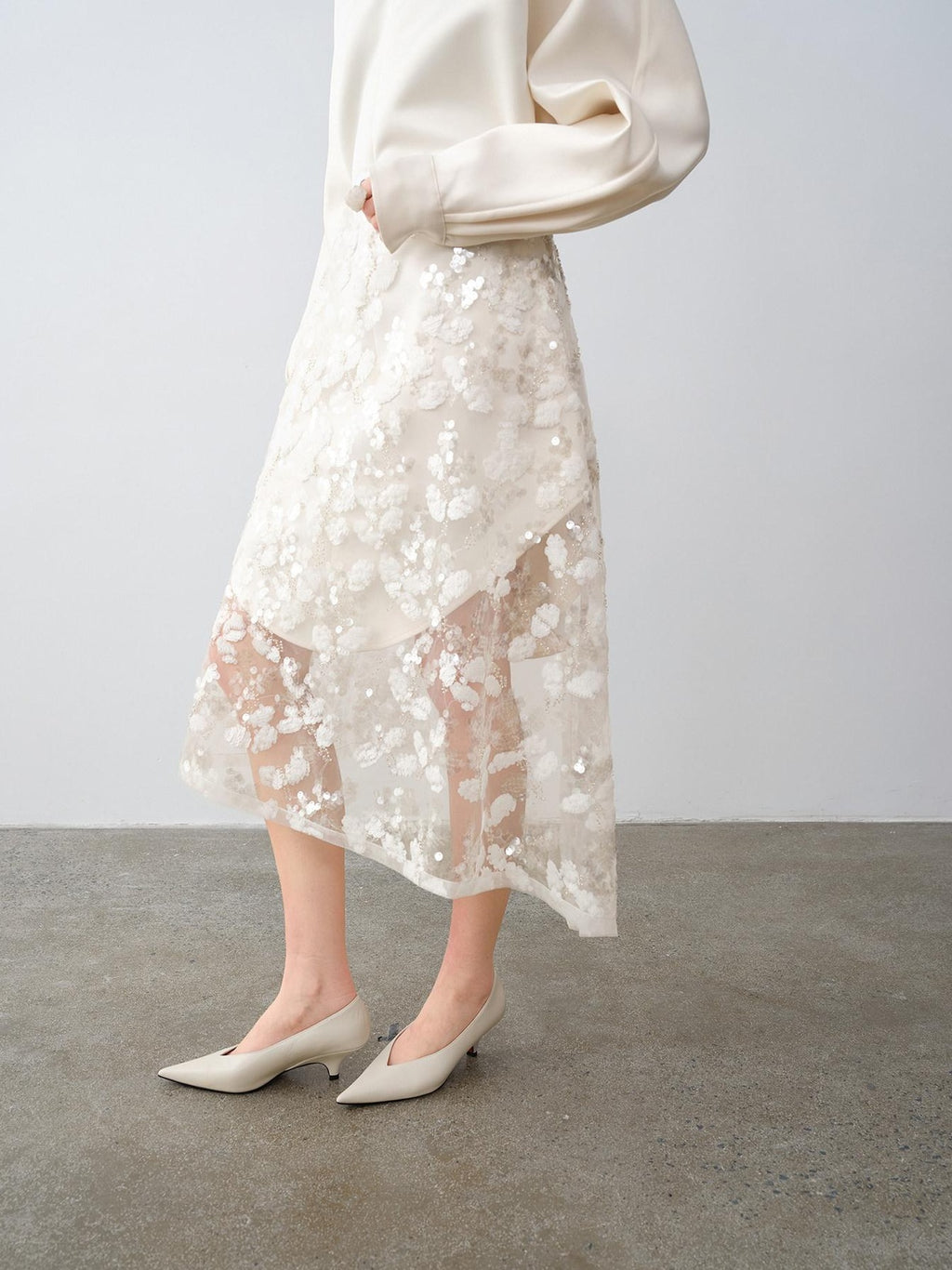 audreyyang Shimmering Sequin Lace Asymmetrical Mid Rise Tie Waist Women White Midi Skirts