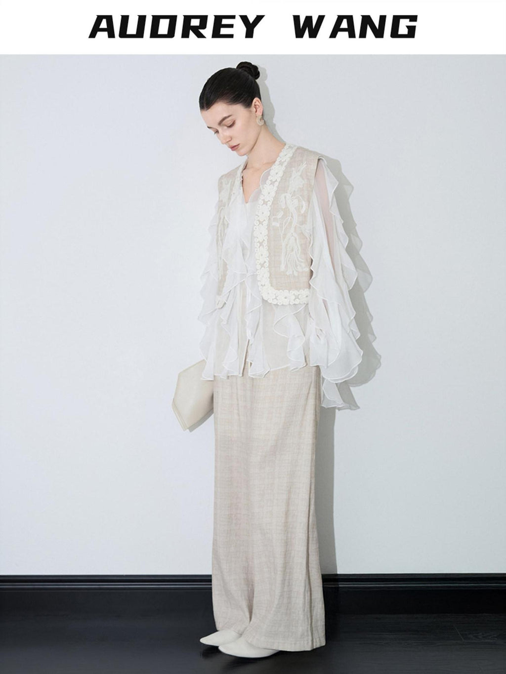 audreyyang Linen Blend V-neck Vest Trousers Solid Minimal Original Design Top & Pants Sets