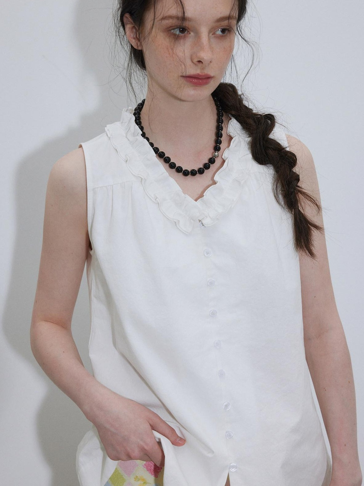 Lofi choose Chic Lace Collar Sleeveless Loose Fit Office Workwear Women White Blouses