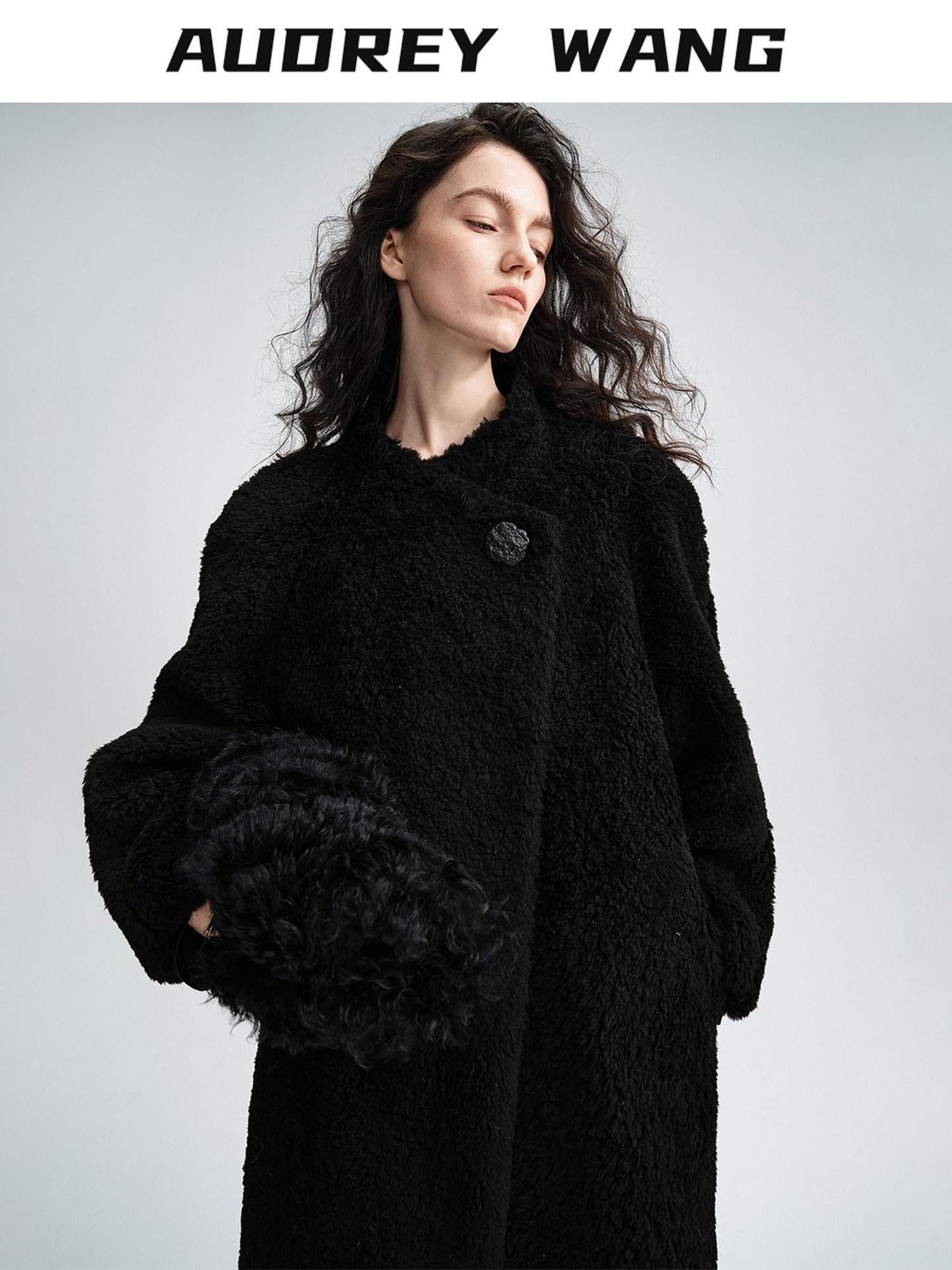 audreyyang Warm Thick Vintage Loose Fit Stand Collar Lambswool Trim Women Black Wool Coats