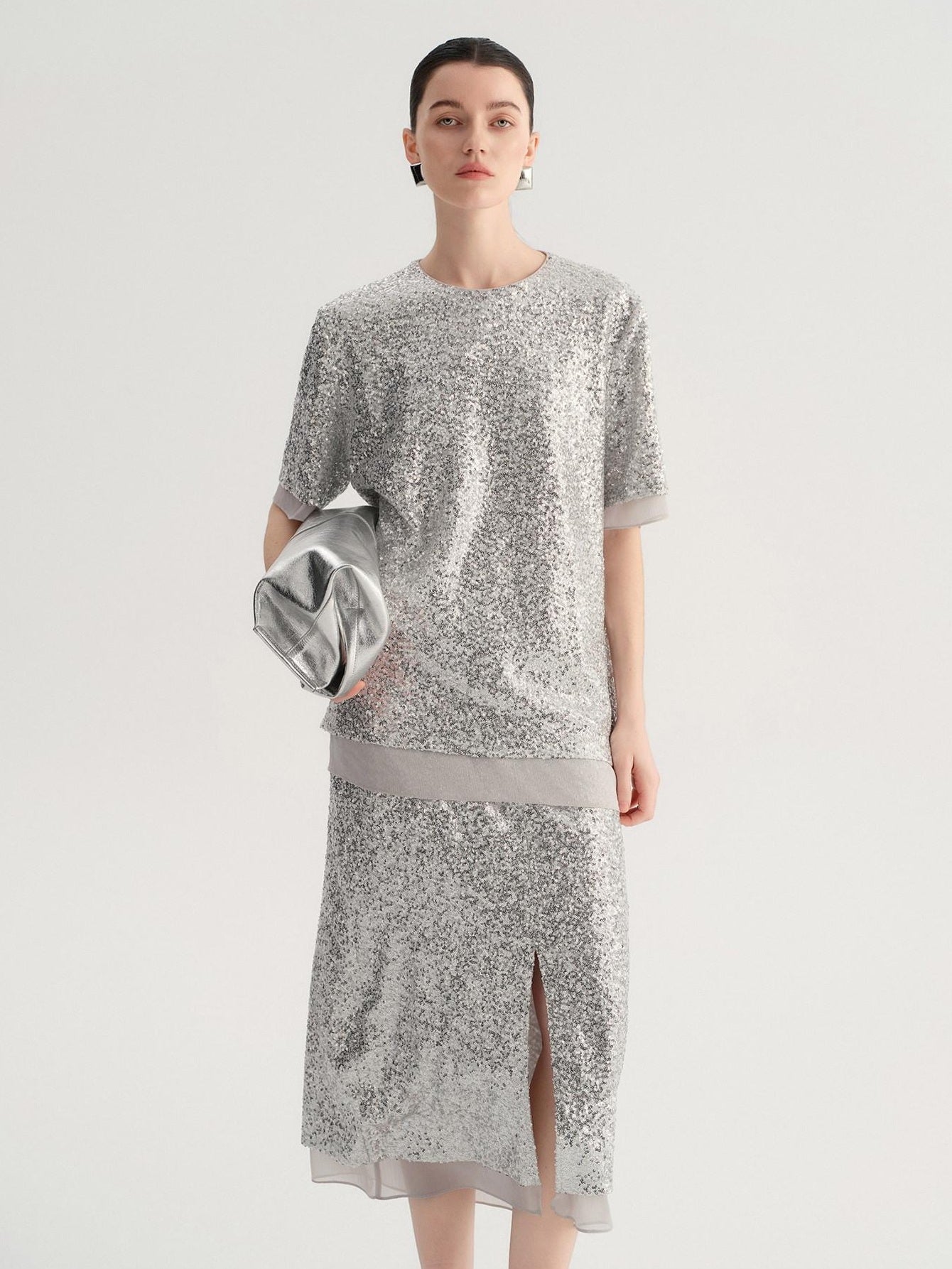audreyyang Sparkling Sequin Casual Loose Fit Women Crew Neck Top & Skirt Sets