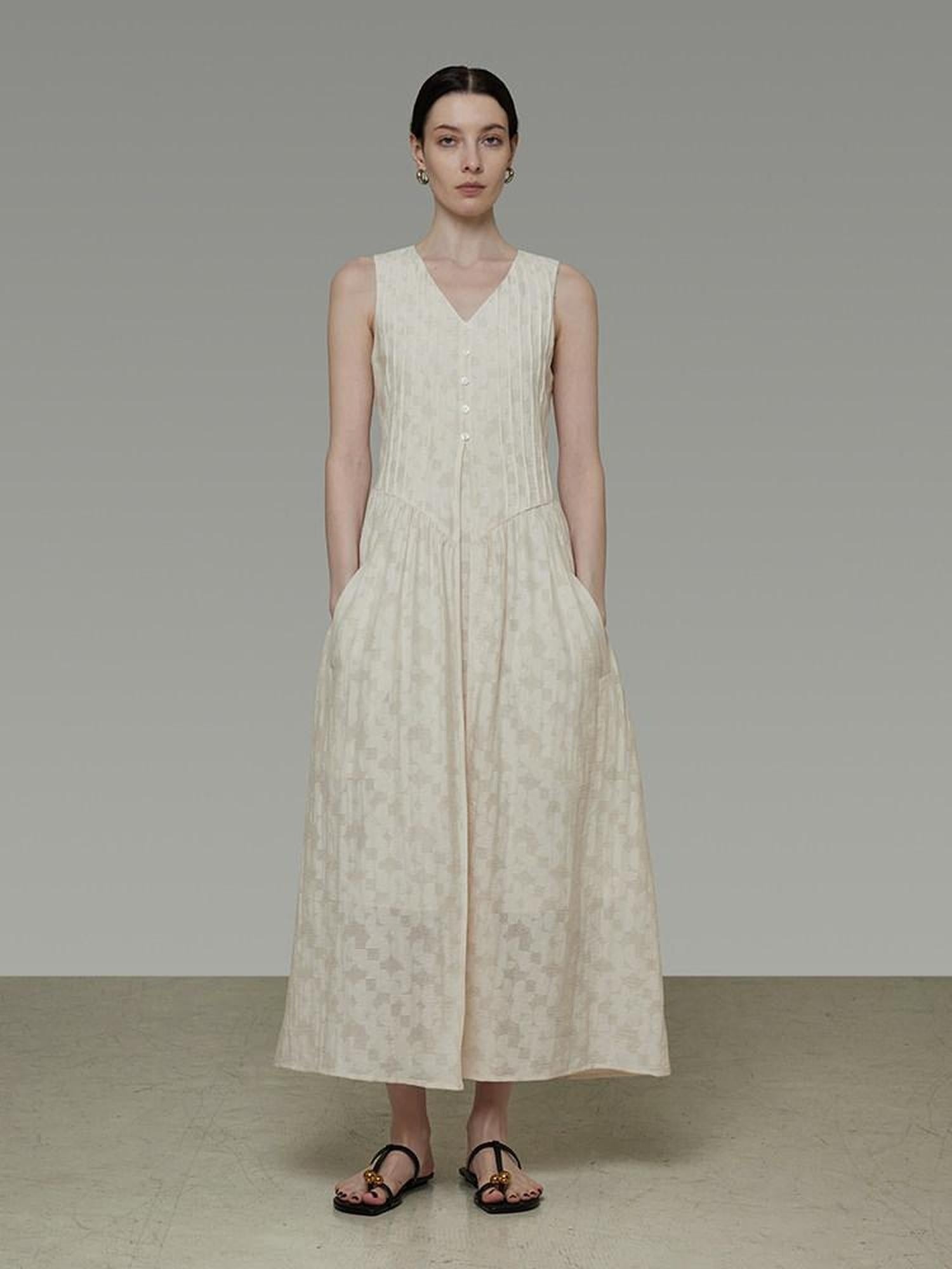 unspoken Elegant Jacquard V-neck High Waist A Line Sleeveless Work Off White Maxi Dresses