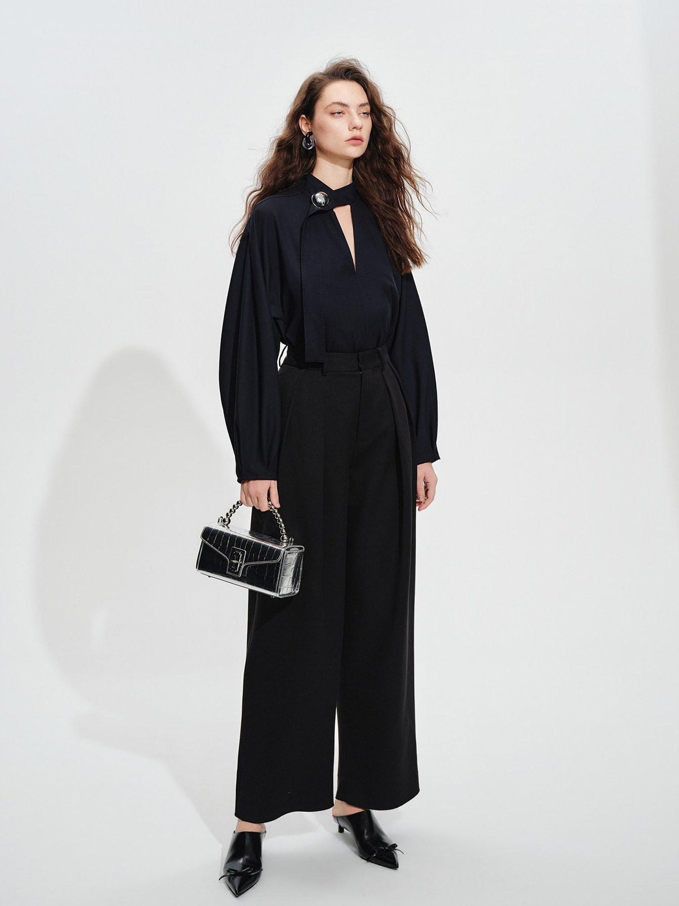 audreyyang Shape Retaining Loose Long Lantern Sleeve Pullover Navy Polyester Women Blouses
