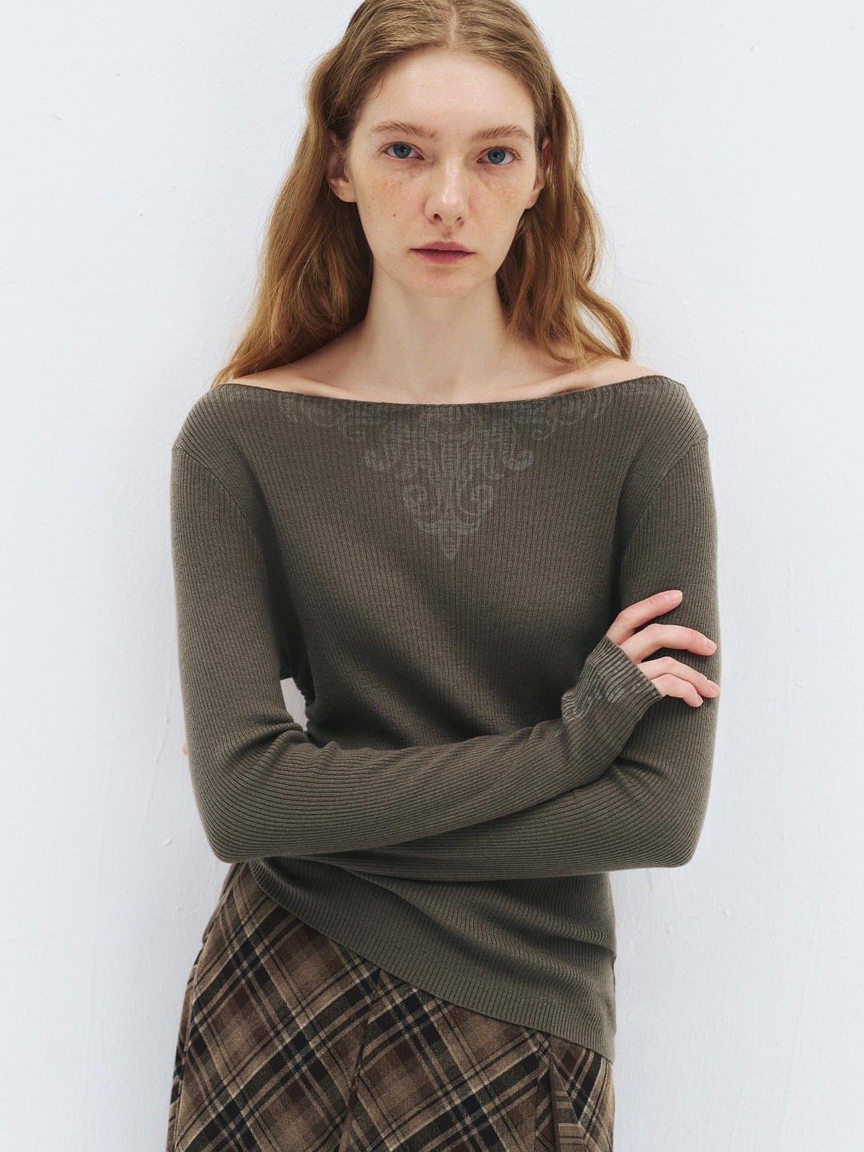 someonesometimes Soft Acrylic Wool Nylon Blend Slim Fit Printed Boat Neck Women Mud Green Sweater