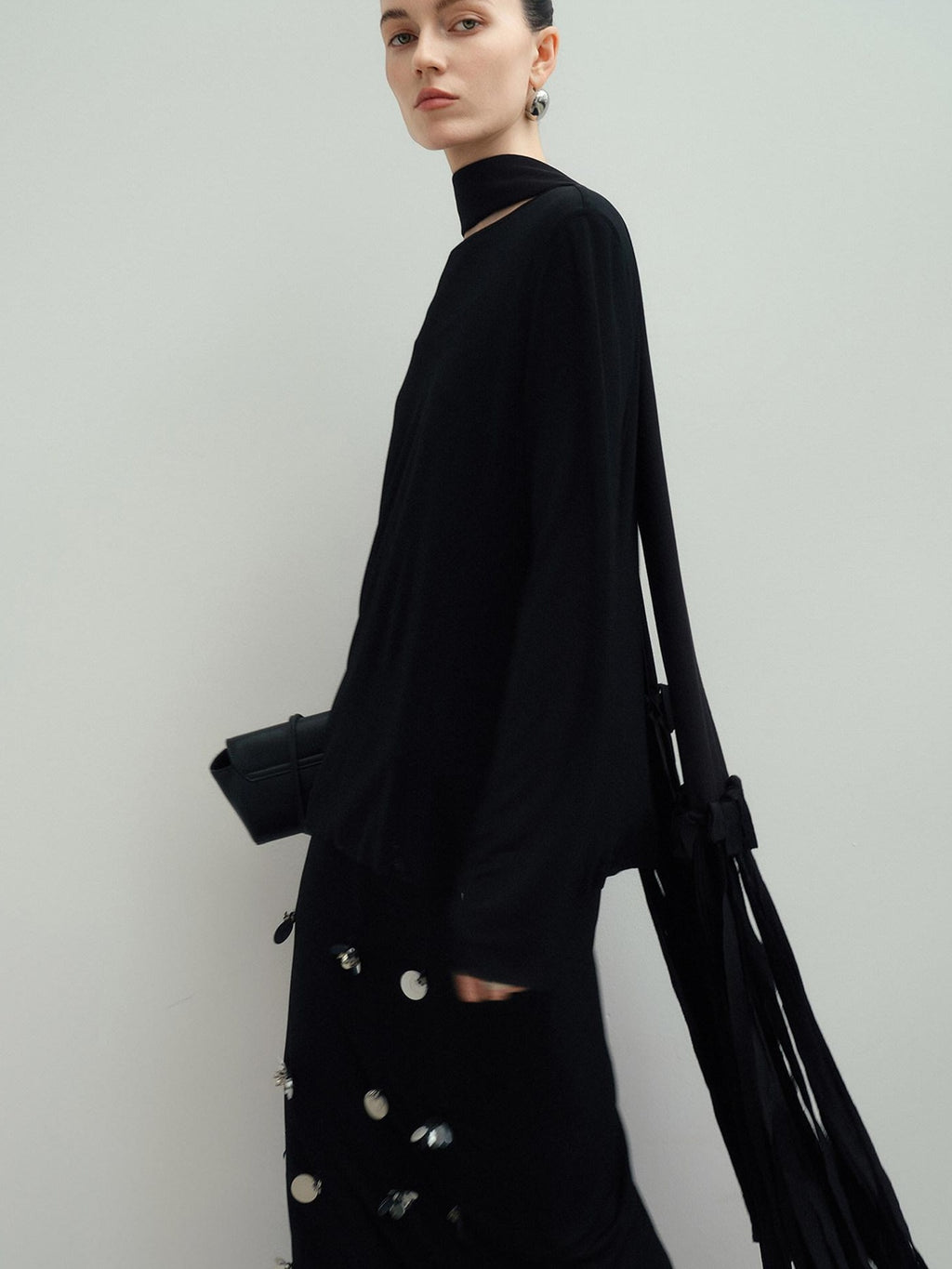 audreyyang Slim Minimal Office Crew Neck Long Sleeve Acetate Blend Black Cropped Jackets