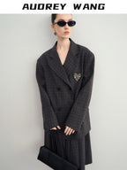 audreyyang Vintage Plaid Double Breasted Loose Fit Lapel Women Work Gray Blazers