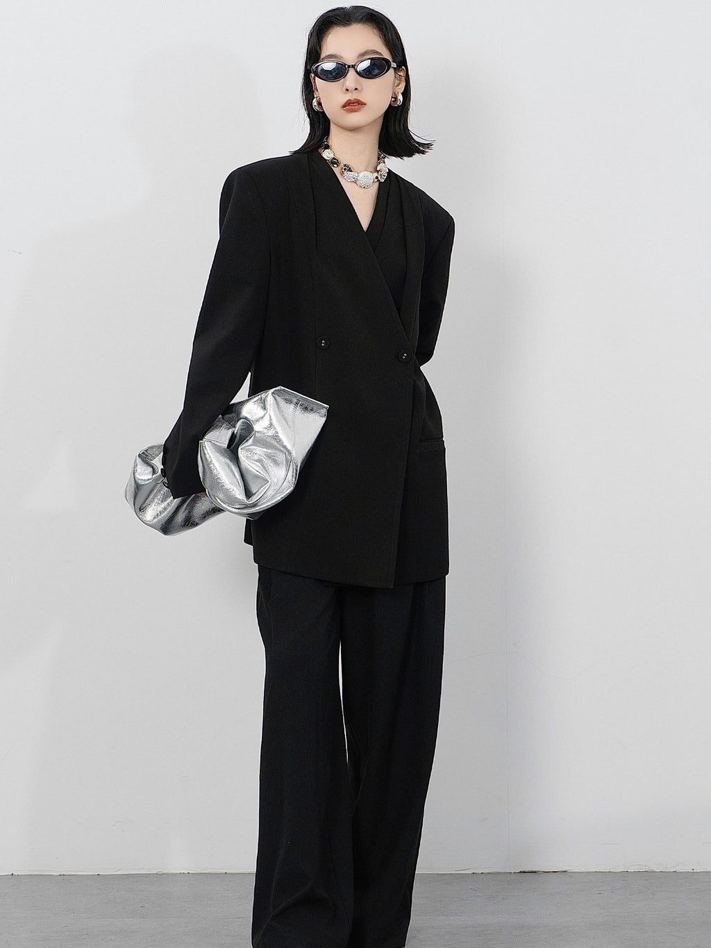 audreyyang Pleated Structured Loose Fit Double Breasted Mid Length Women Office Blazers