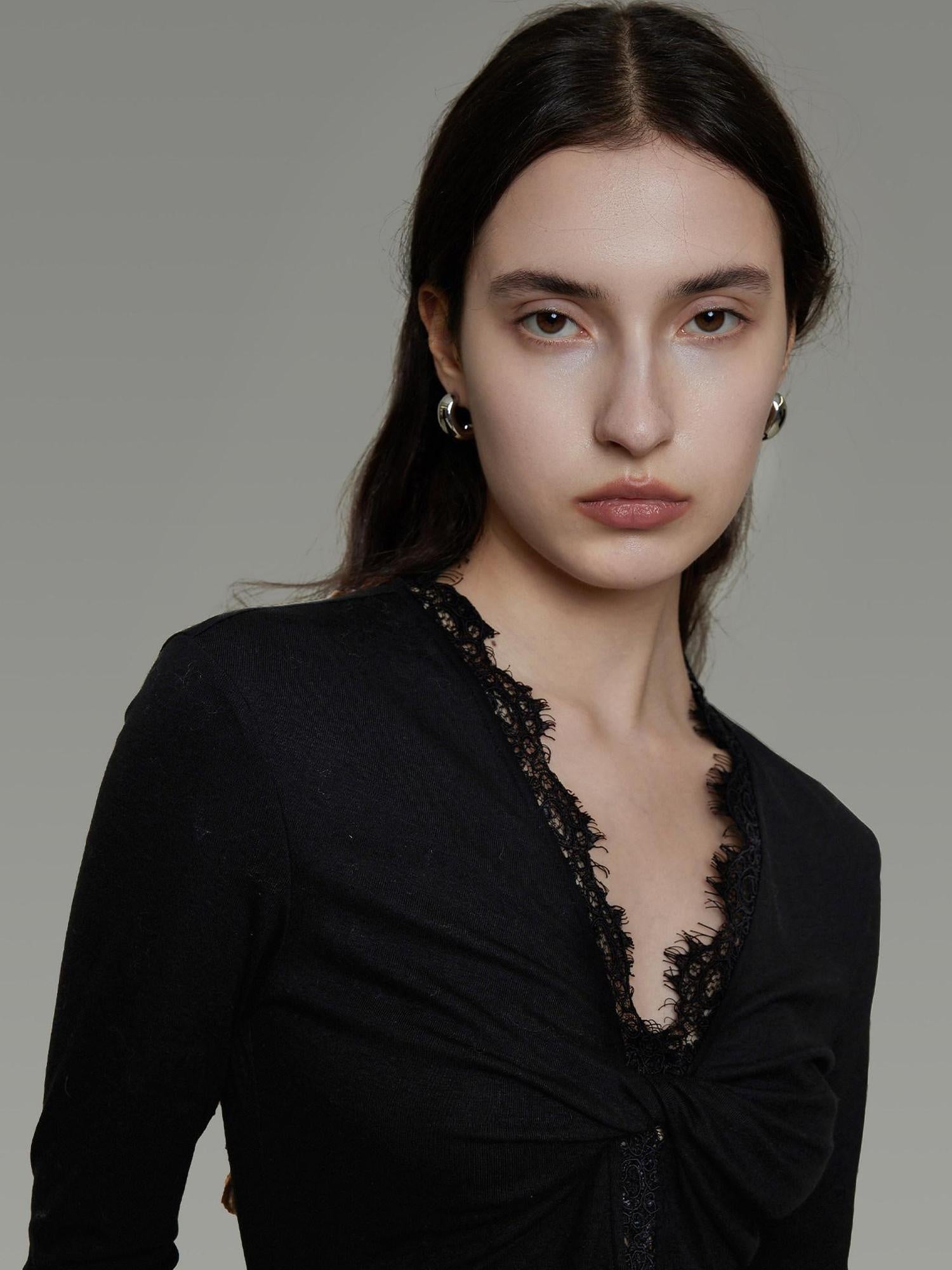unspoken Breathable Lyocell Lace Slim Fit V-neck Long Sleeve Women Black Blouses