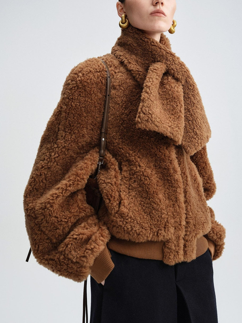 audreyyang Lambswool Trim Stand Collar Straight Short Zip Women Casual Bomber Jackets