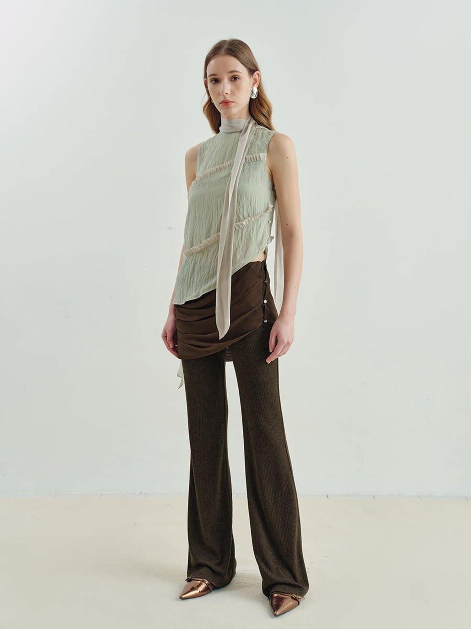 someonesometimes Versatile Viscose Blend Slim Lettuce Edge Camisole Cardamom Green Tank Tops