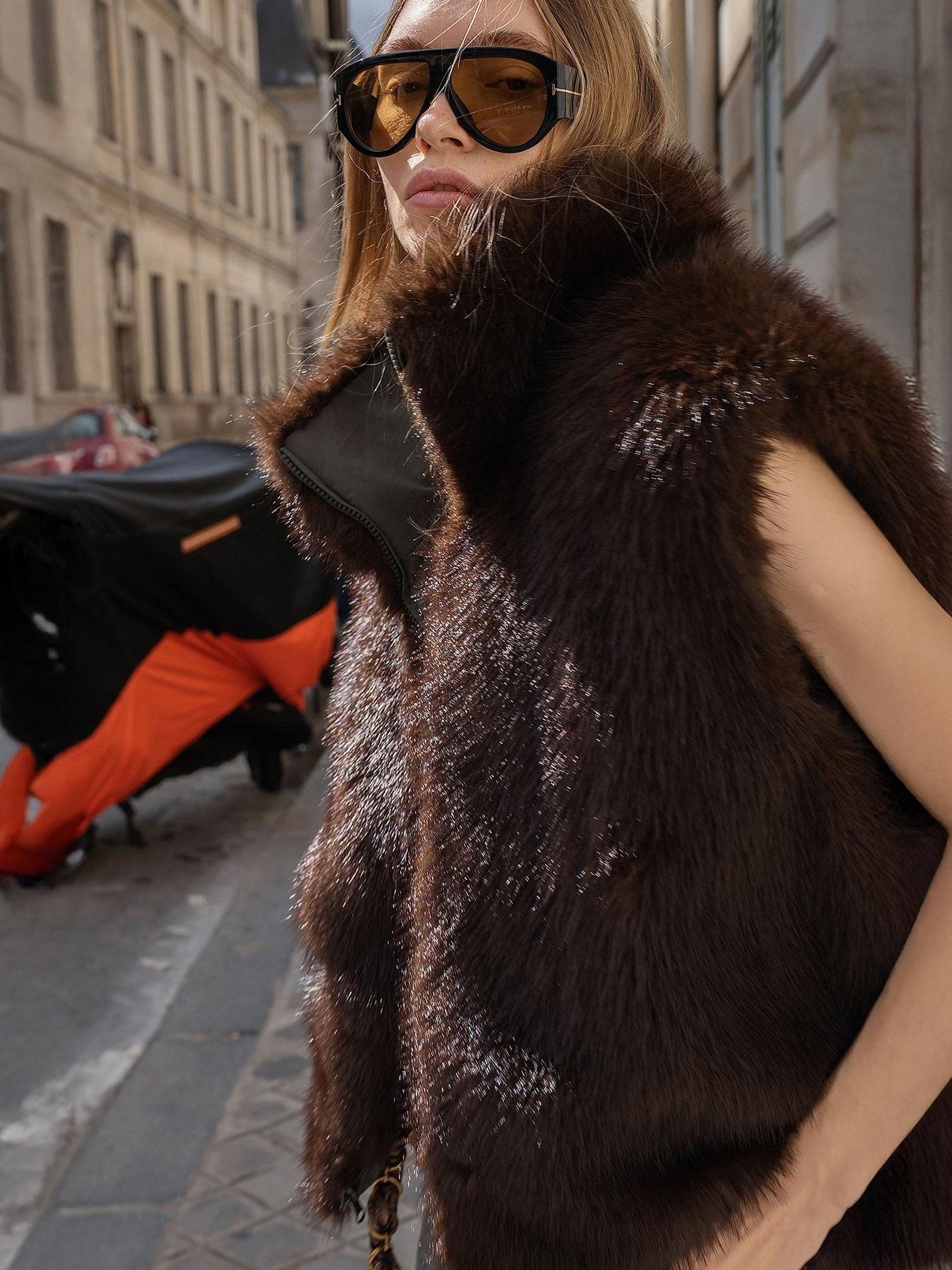 audreyyang Warm Reversible Faux Fur Stand Collar Sleeveless Relaxed Olive Short Coat