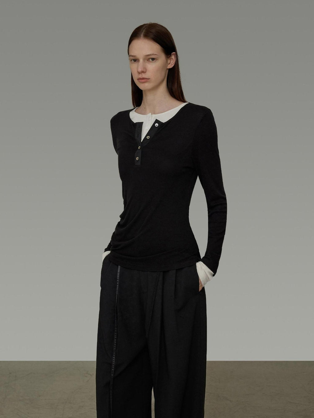 unspoken Modal Blend Colorblock Slim Fit Round Neck Pullover Women Knitwear Sweaters