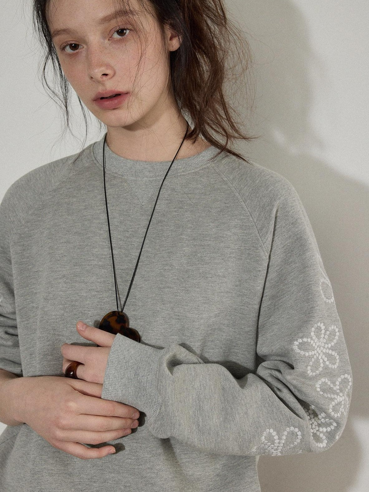 Lofi choose Floral Print Loose Fit Office Crewneck Women Blue Gray Long Sleeve Sweatshirt