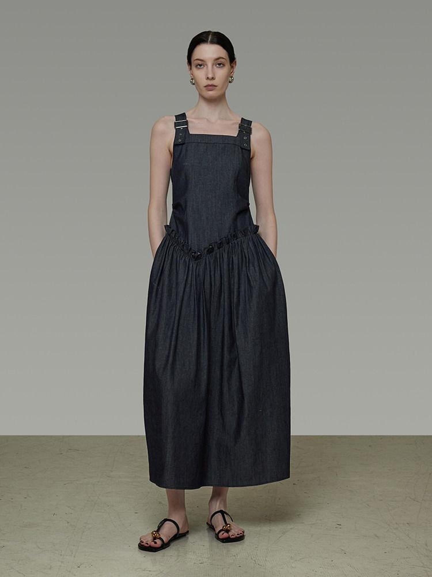 unspoken Minimalist Pleated Cinched Waist Cotton A Line Strap Dress Women Maxi Dresses