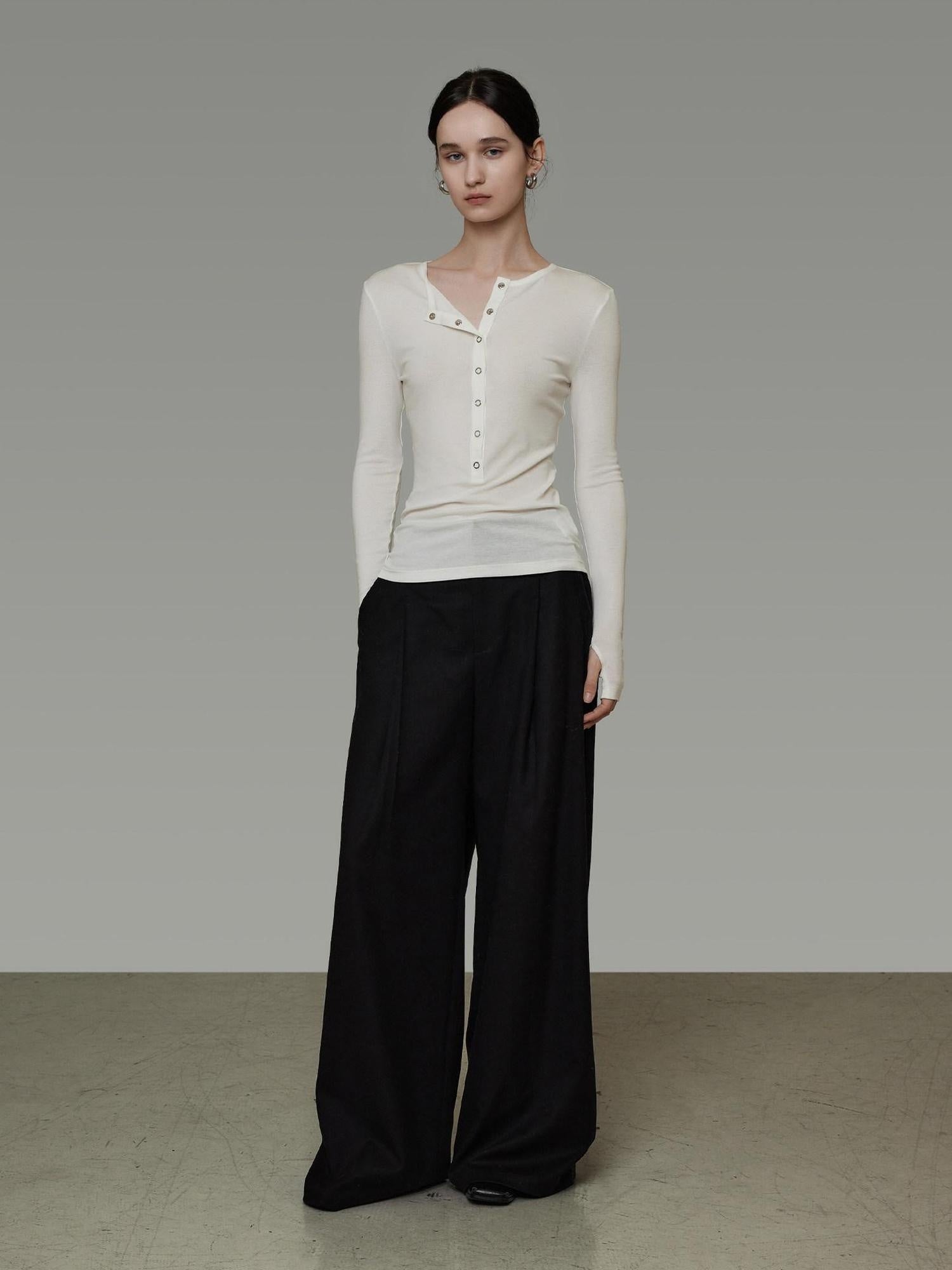 unspoken Breathable Skin Friendly Slim Fit Button Half Collar Women Knit Cardigans