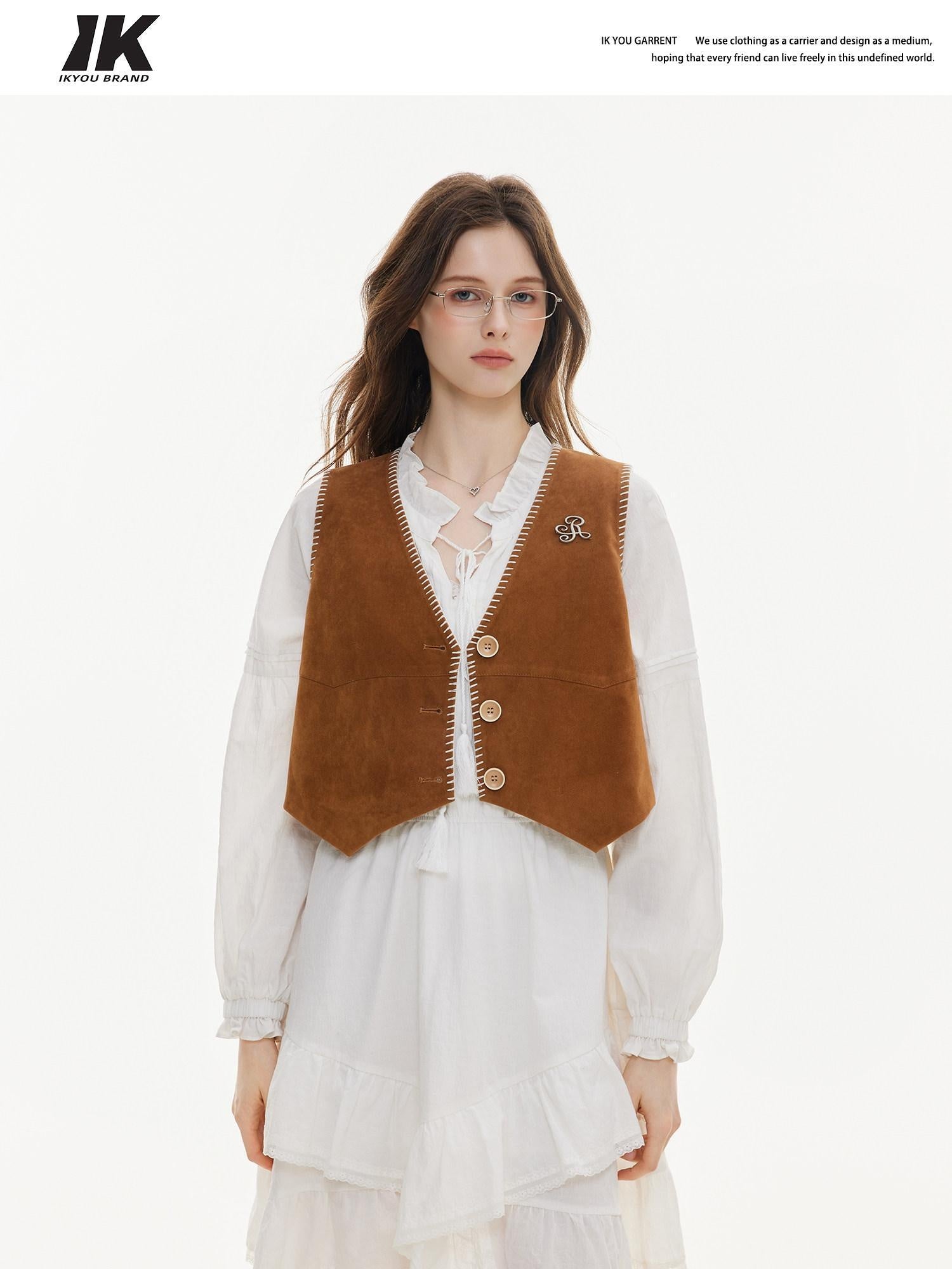 ikyou Versatile Cropped V-neck Distressed 3D Short Button Women Brown Vests