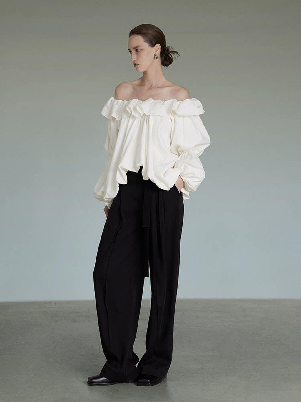 unspoken Breathable Viscose Ruffle Collar Loose Minimal Office Women Pullover Blouses
