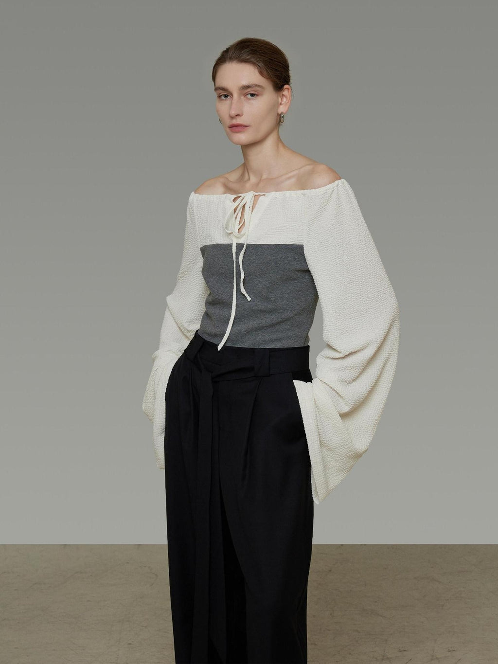 unspoken Breathable Cotton Contrast V-neck Loose Longsleeve Tie Front Women Blouses