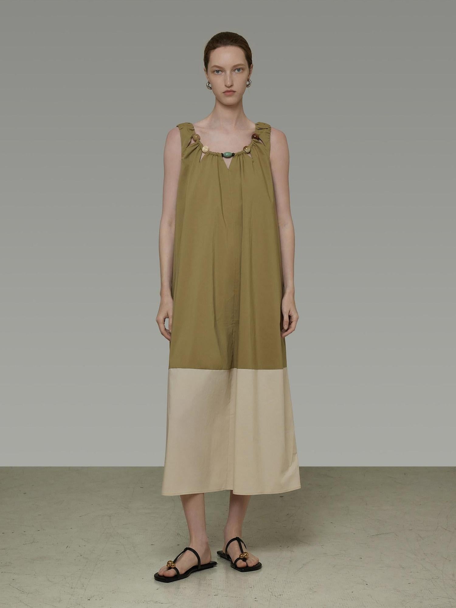 unspoken Khaki Beige Colorblock Sleeveless H Line Round Neck Loose Waist Maxi Dresses