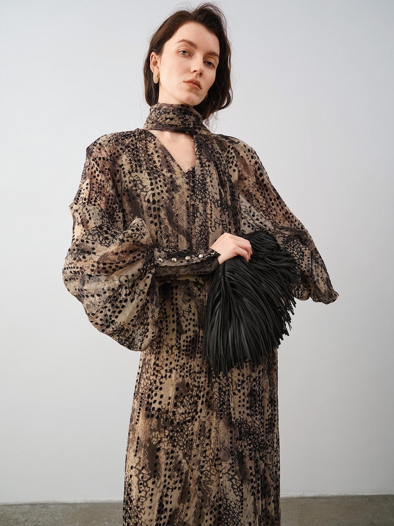 audreyyang Black Polka Dot Viscose Blend Puff Sleeve Cinched Waist Women Maxi Dresses