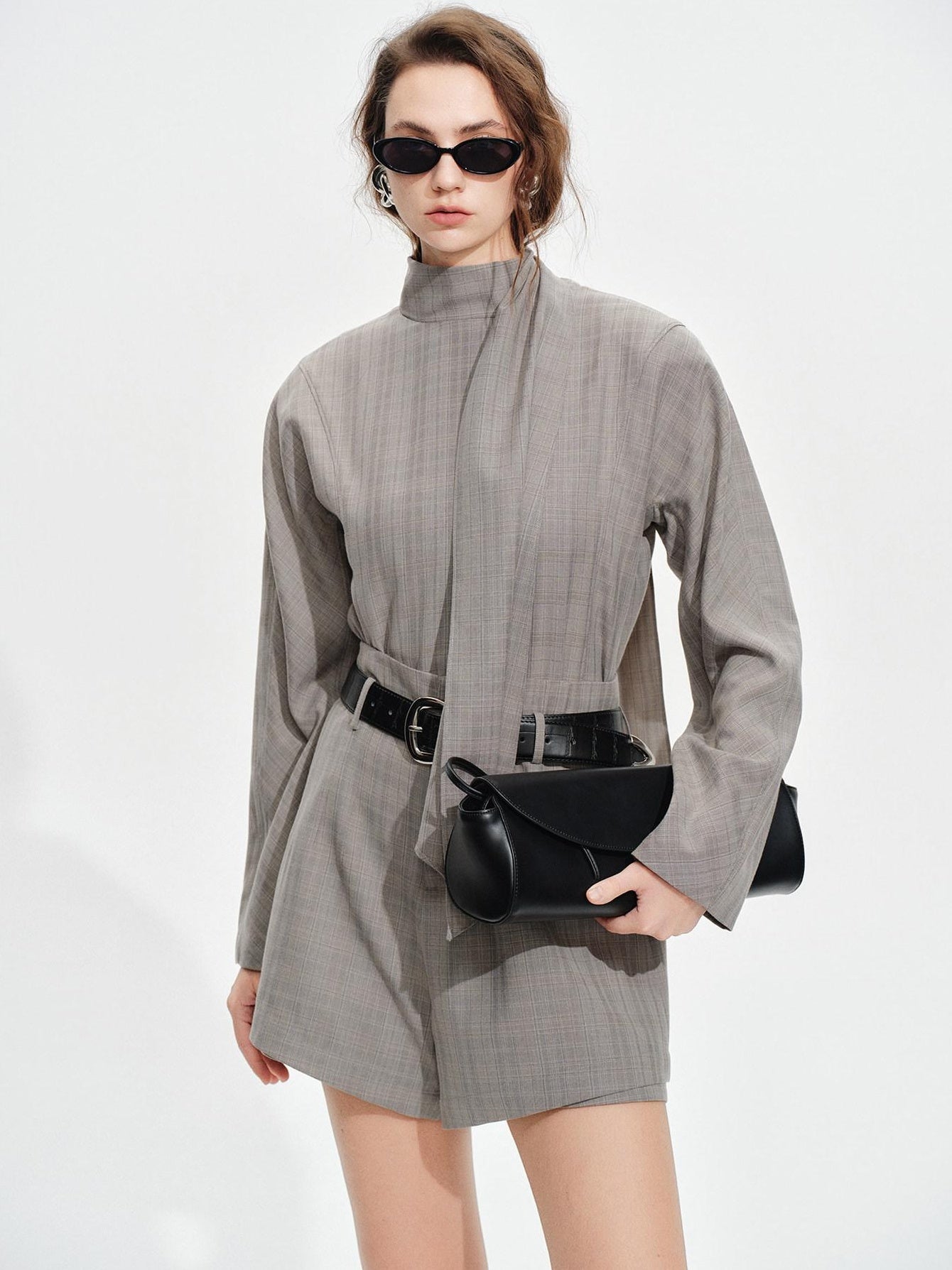 audreyyang Non Deforming Loose Plaid High Neck Long Sleeve Women Grey Top & Shorts Sets