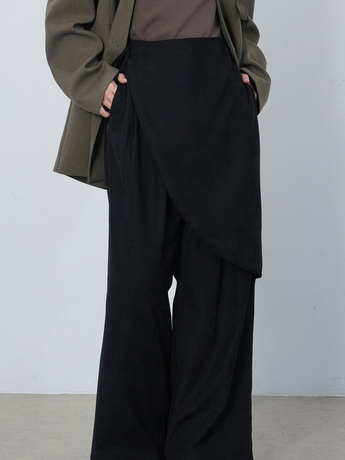 audreyyang Comfort Stretch Asymmetric Minimalist High Waist Loose Fit Women Straight Pants