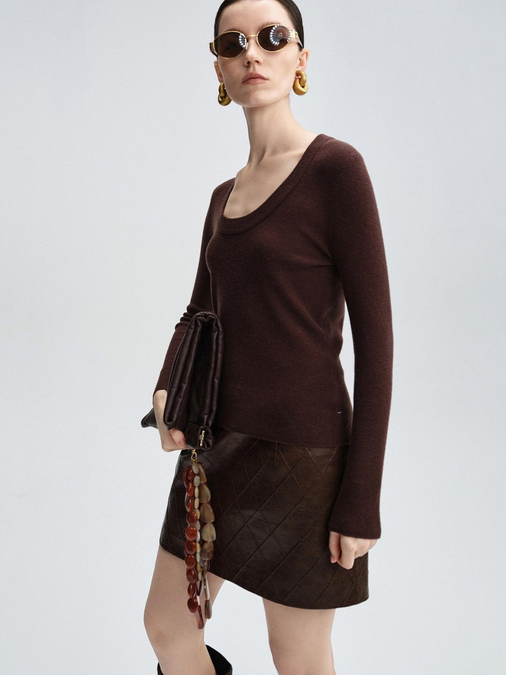 audreyyang Sheep Wool Slim Fit Crew Neck Knit Women Black Gray Brown Sweaters