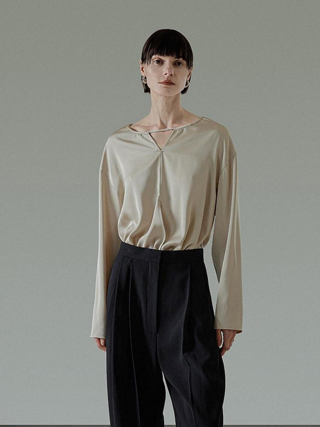 unspoken Skin Friendly Breathable Minimal Loose V-neck Longsleeve Women Champagne Blouses