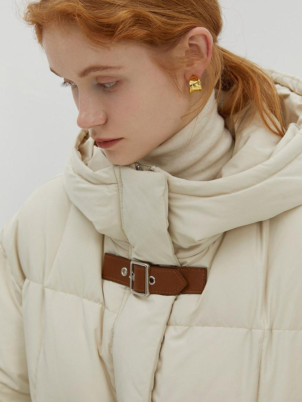 fano 90% White Duck Down Minimal Commuter Straight Hooded Milky Beige Down Jackets