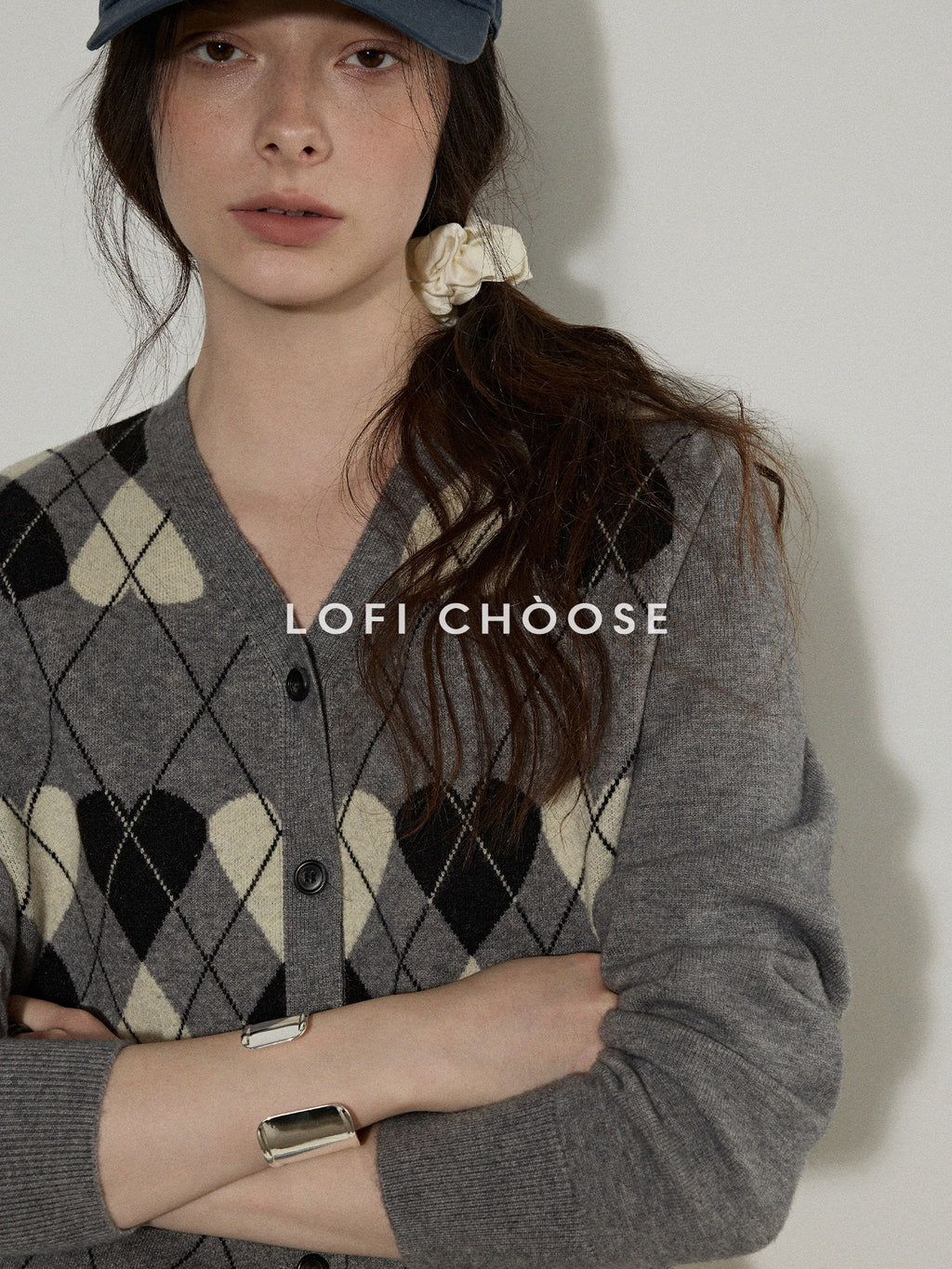 Lofi_choose_Acrylic_Blend_Colorblock_Relaxed_Fit_Office_Women_Heart_Buttoned_Gray_Cardigans_MISSTT