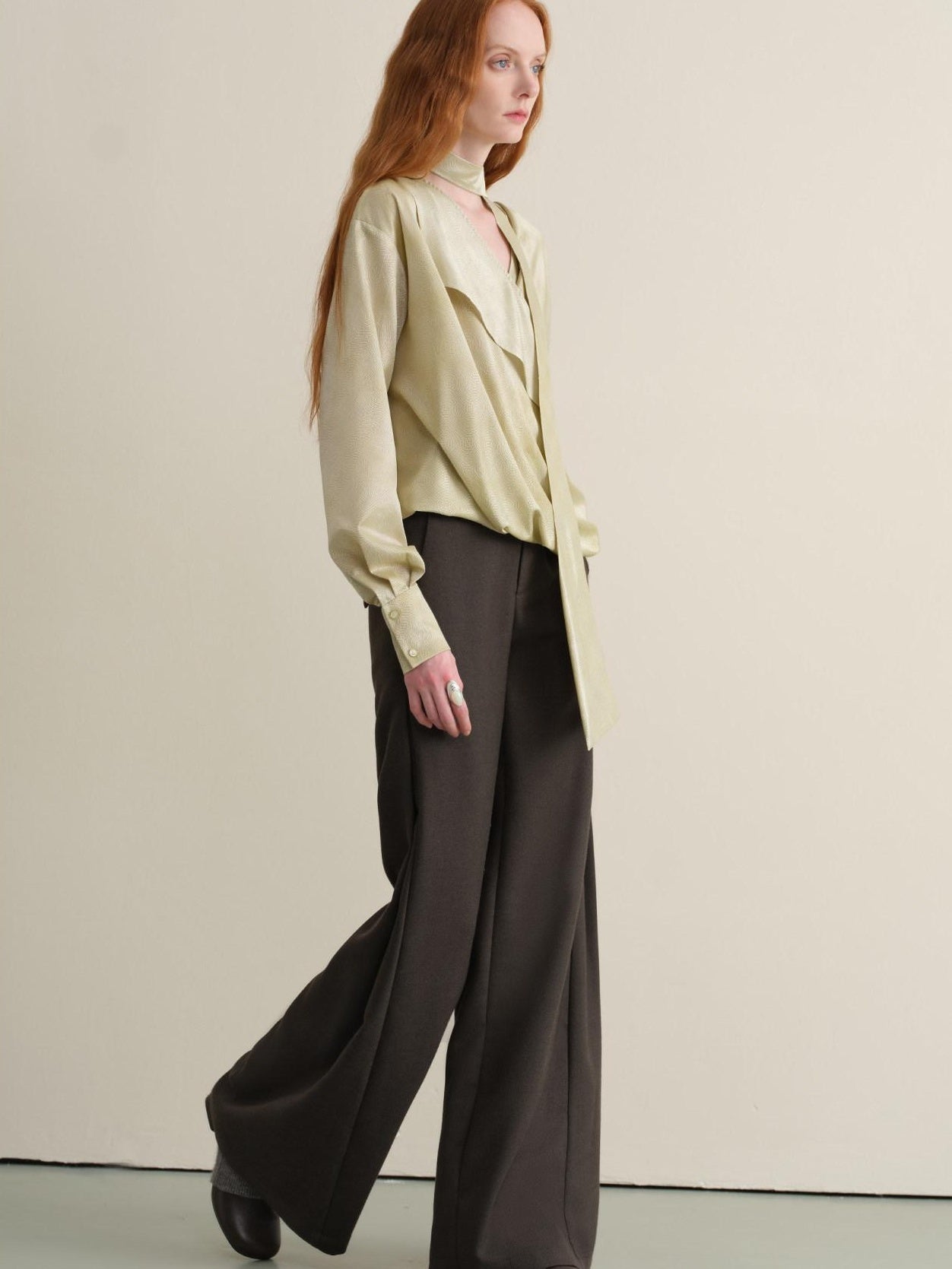 someonesometimes Breathable Casual Loose V-neck Tie Front Bell Sleeve Floral Cantaloupe Blouses