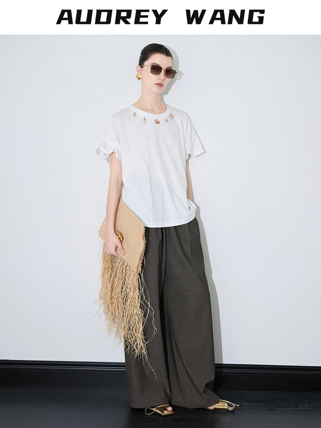 audreyyang Pure Cotton Loose Fit Casual Round Neck Women White Navy Short Sleeve T-Shirts