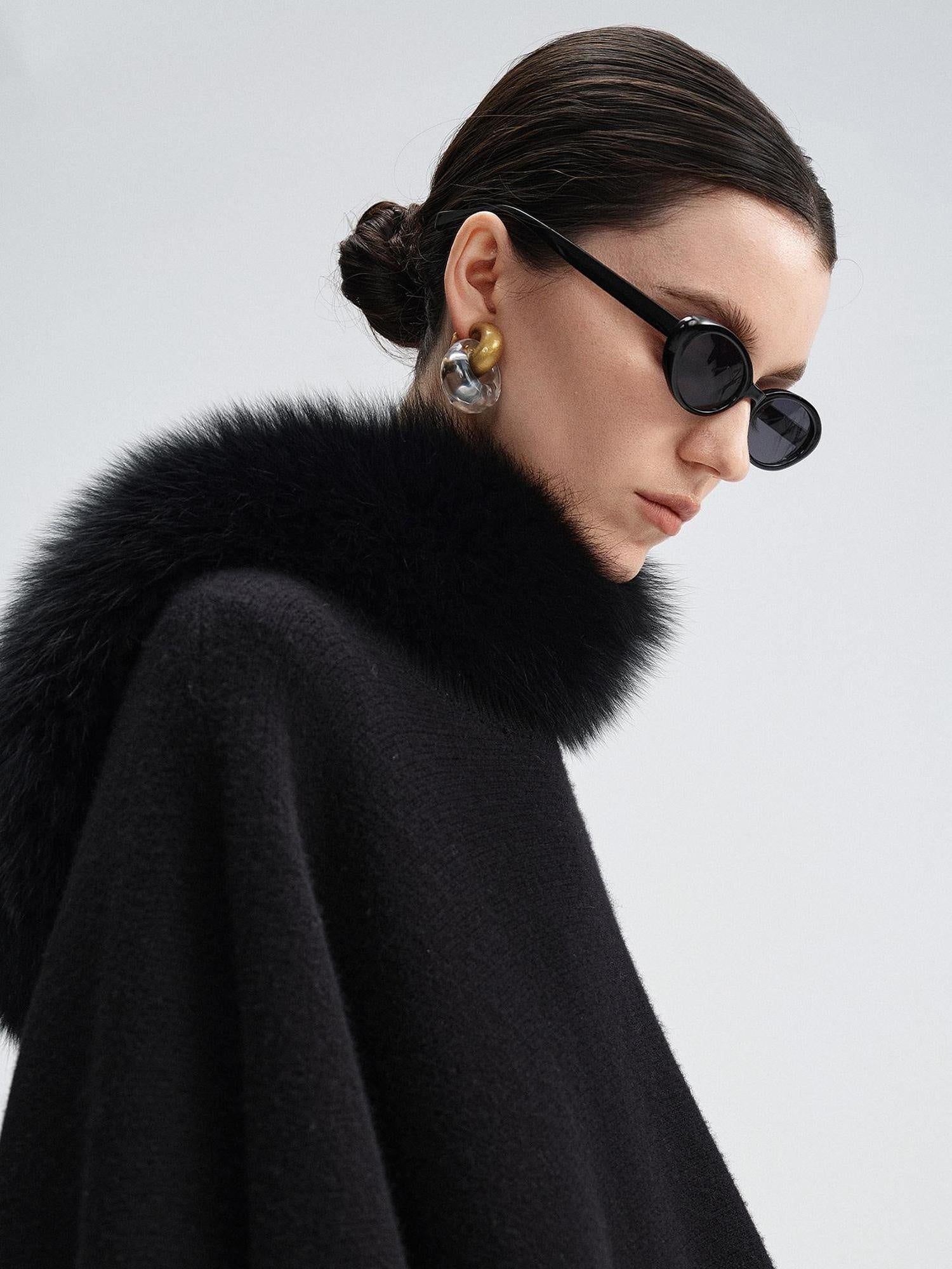 audreyyang Ultra Warm Fox Fur Solid Black Plush Elegant Women Luxury Scarves