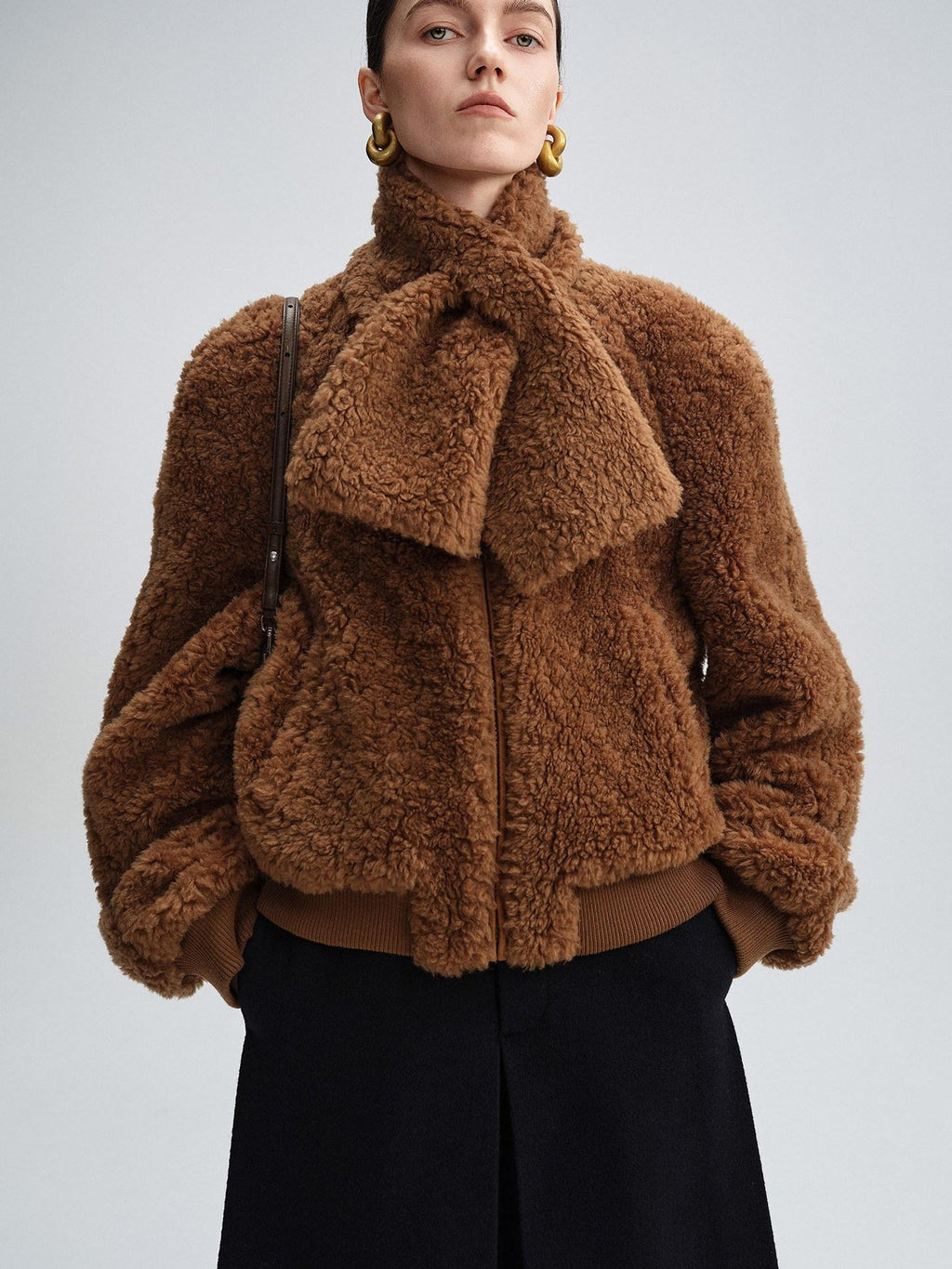 audreyyang Lambswool Trim Stand Collar Straight Short Zip Women Casual Bomber Jackets