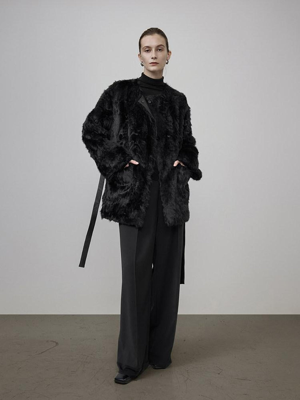 unspoken Faux Fur Lined Minimal Oversized Womens Black Round Neck Long Sleeve Short Coat