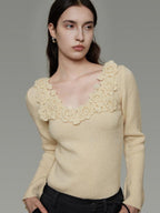 unspoken Soft Breathable V-neck Slim Fit Commuter Knitwear Bell Sleeves Women Sweaters
