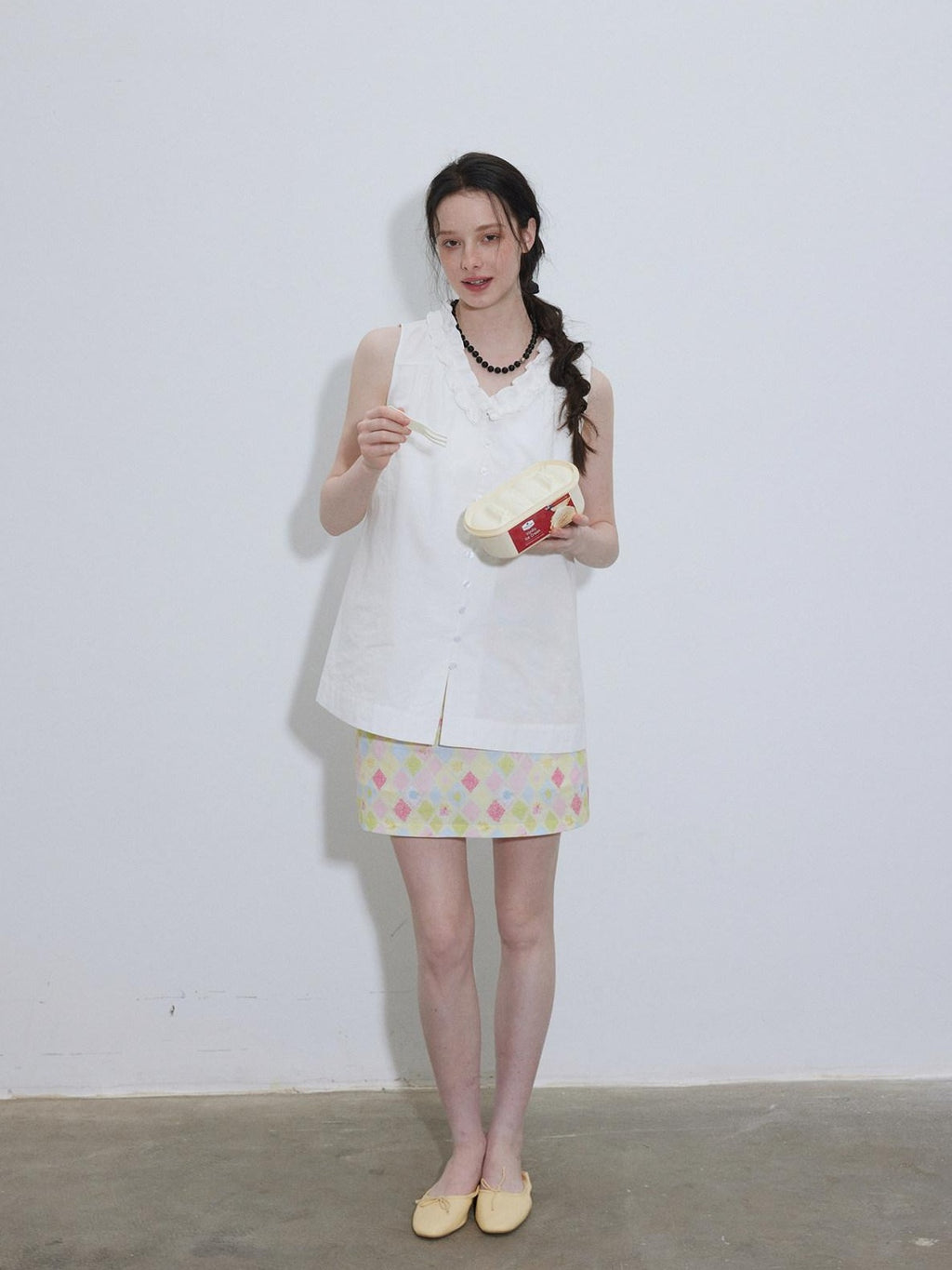 Lofi choose Chic Lace Collar Sleeveless Loose Fit Office Workwear Women White Blouses