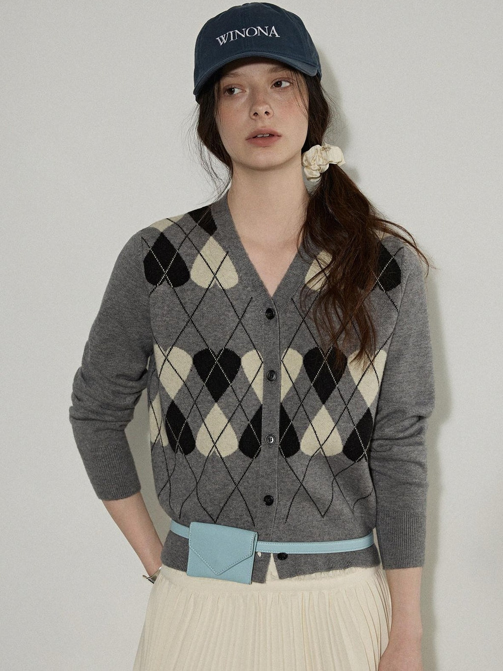 Lofi choose Acrylic Blend Colorblock Relaxed Fit Office Women Heart Buttoned Gray Cardigans