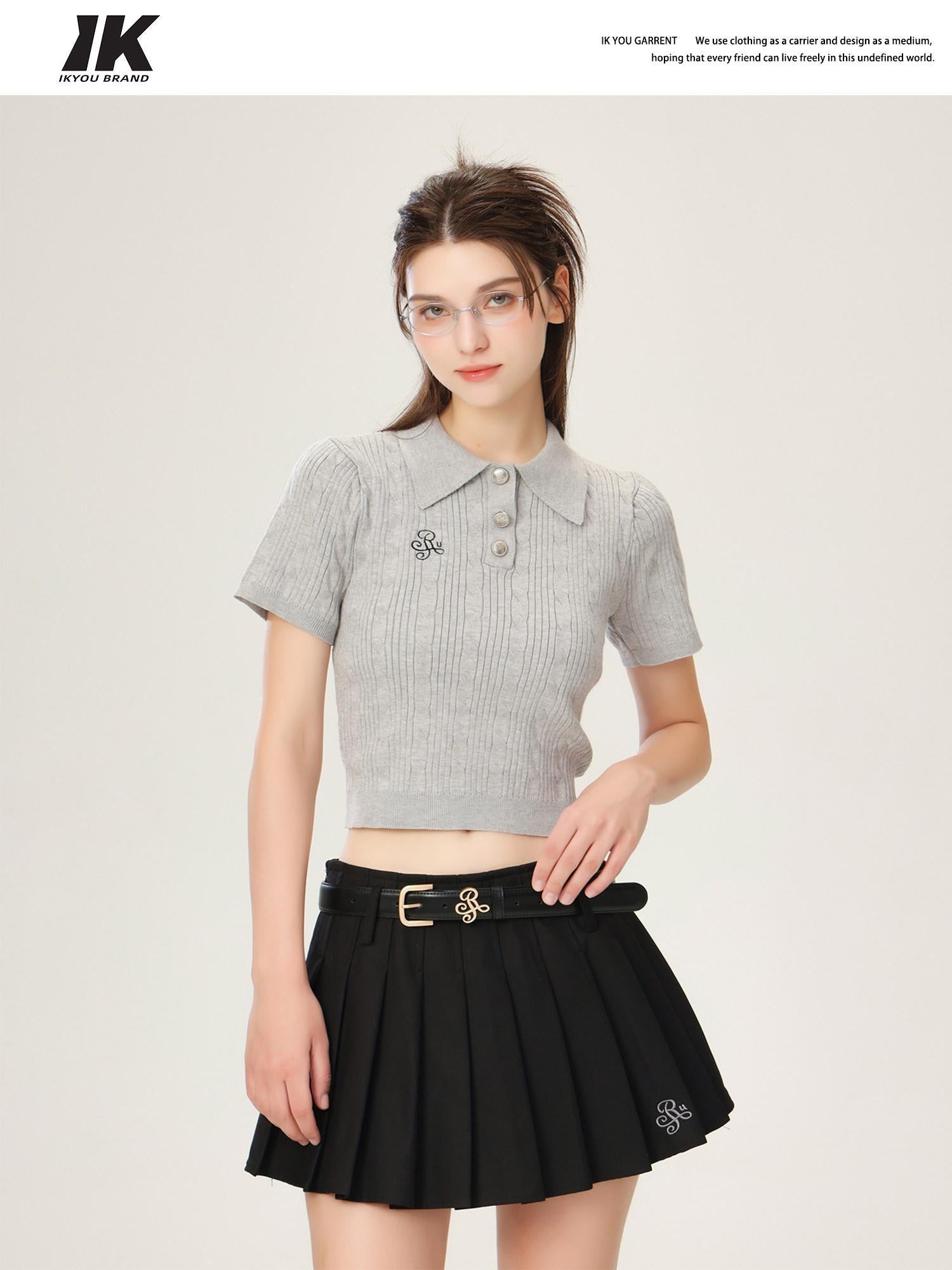 ikyou 3D Embellishment Slim Fit Henley Neck Women Solid Grey Knit Basic Crop Tops