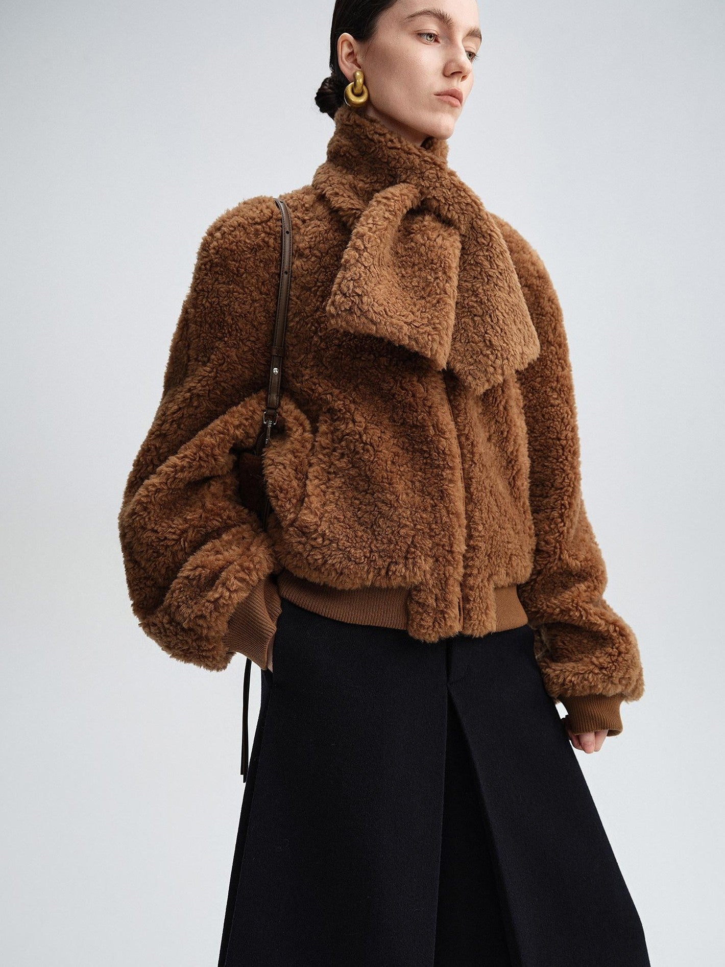 audreyyang Lambswool Trim Stand Collar Straight Short Zip Women Casual Bomber Jackets
