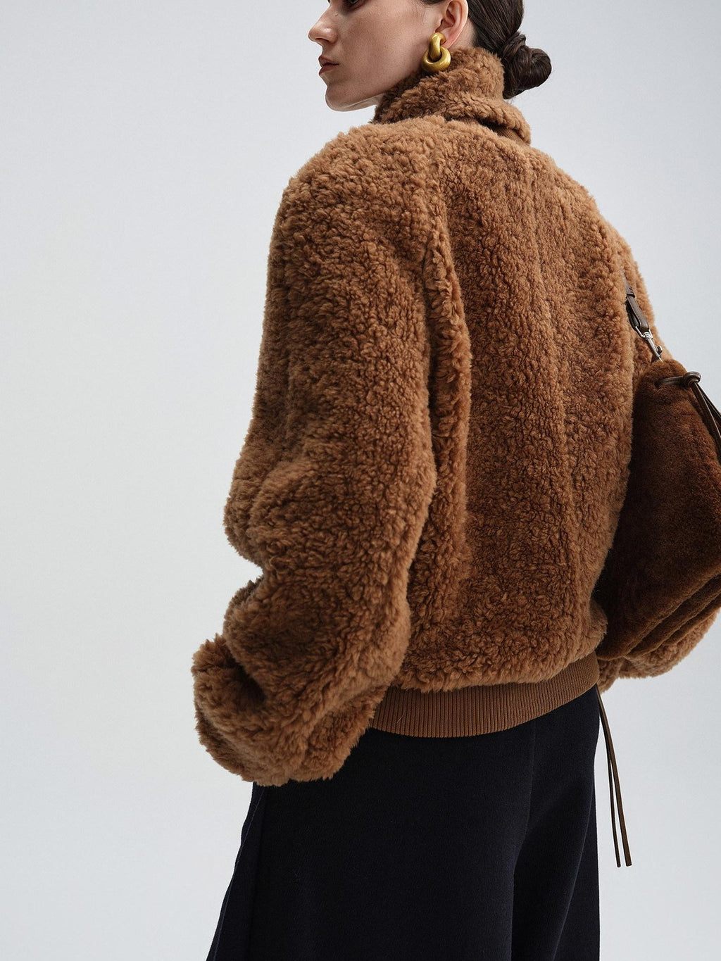 audreyyang Lambswool Trim Stand Collar Straight Short Zip Women Casual Bomber Jackets