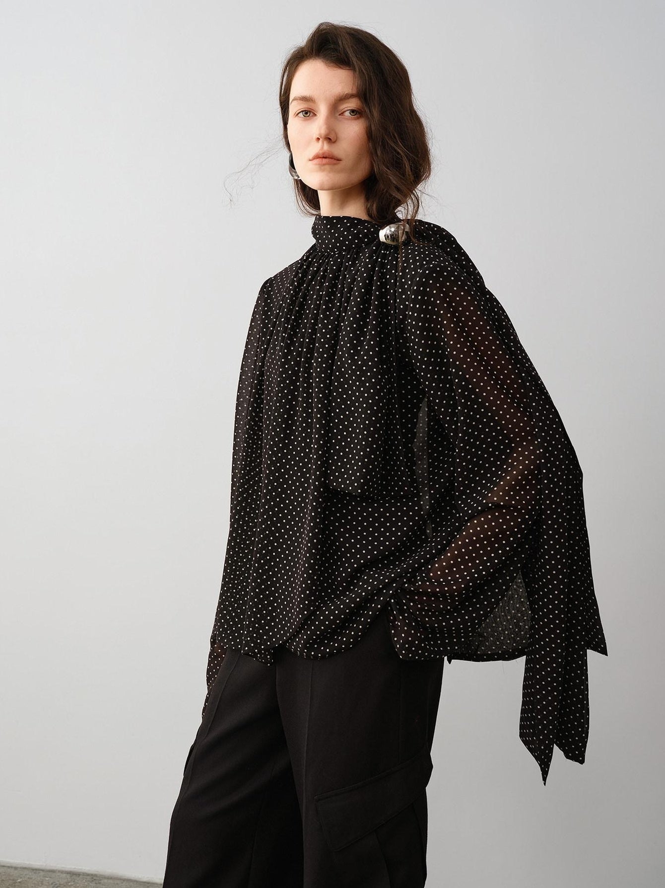 audreyyang Shape Retaining Loose Fit Stand Collar Long Sleeve For Women Polka Dot Blouses