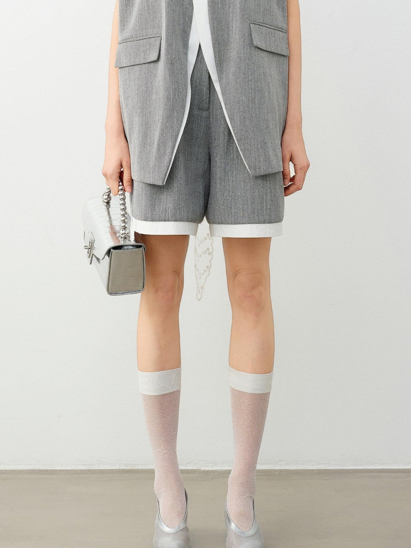 audreyyang Stretch Linen Blend Straight Natural Waist Office Mid-Length Shorts