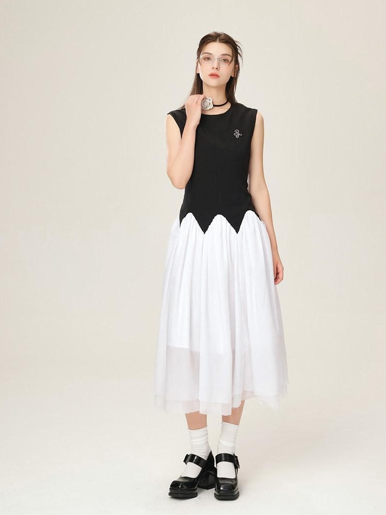ikyou Office Minimal 3D Detail A Line Sleeveless Round Neck Black White Maxi Dresses