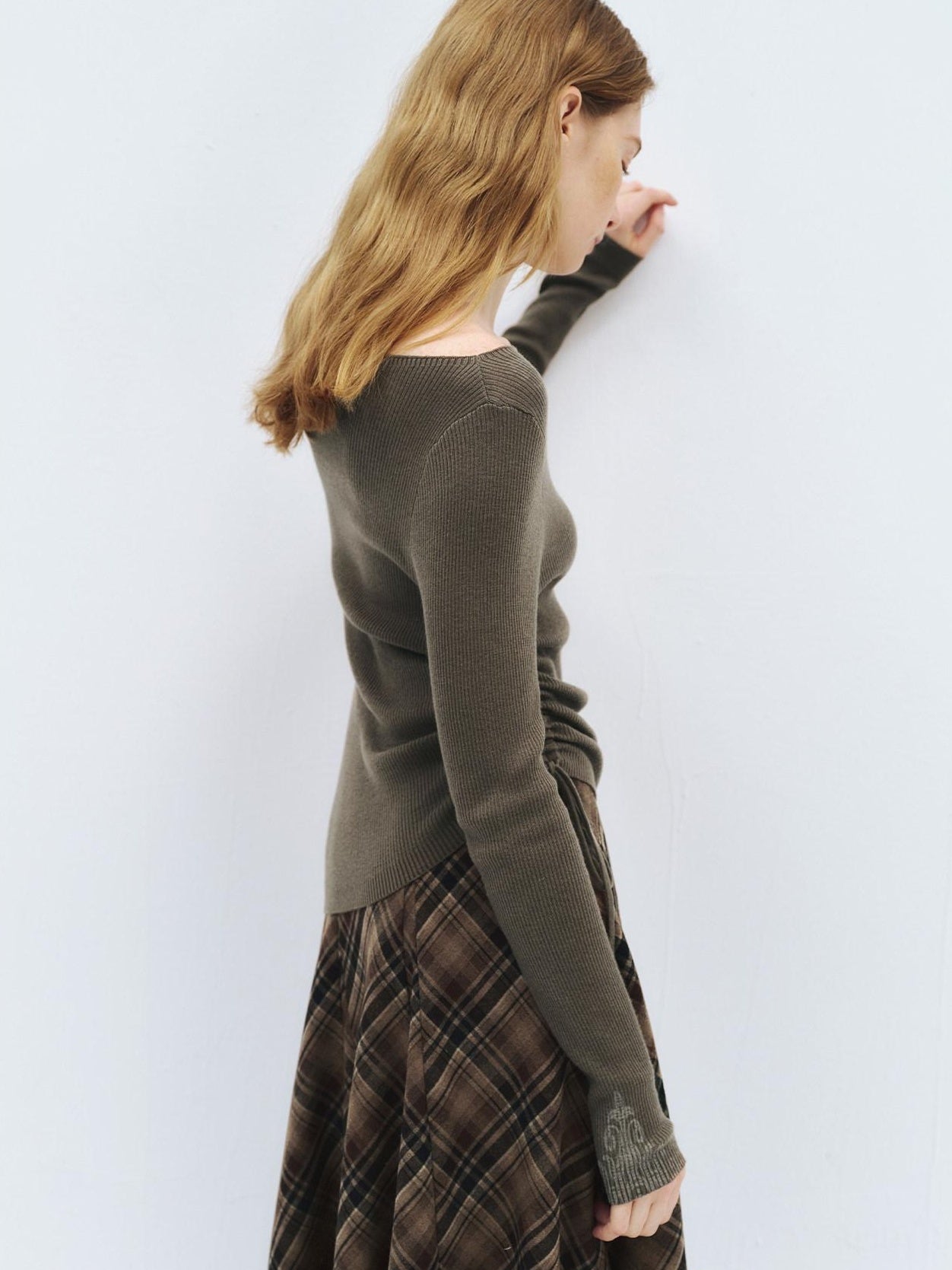 someonesometimes Soft Acrylic Wool Nylon Blend Slim Fit Printed Boat Neck Women Mud Green Sweater