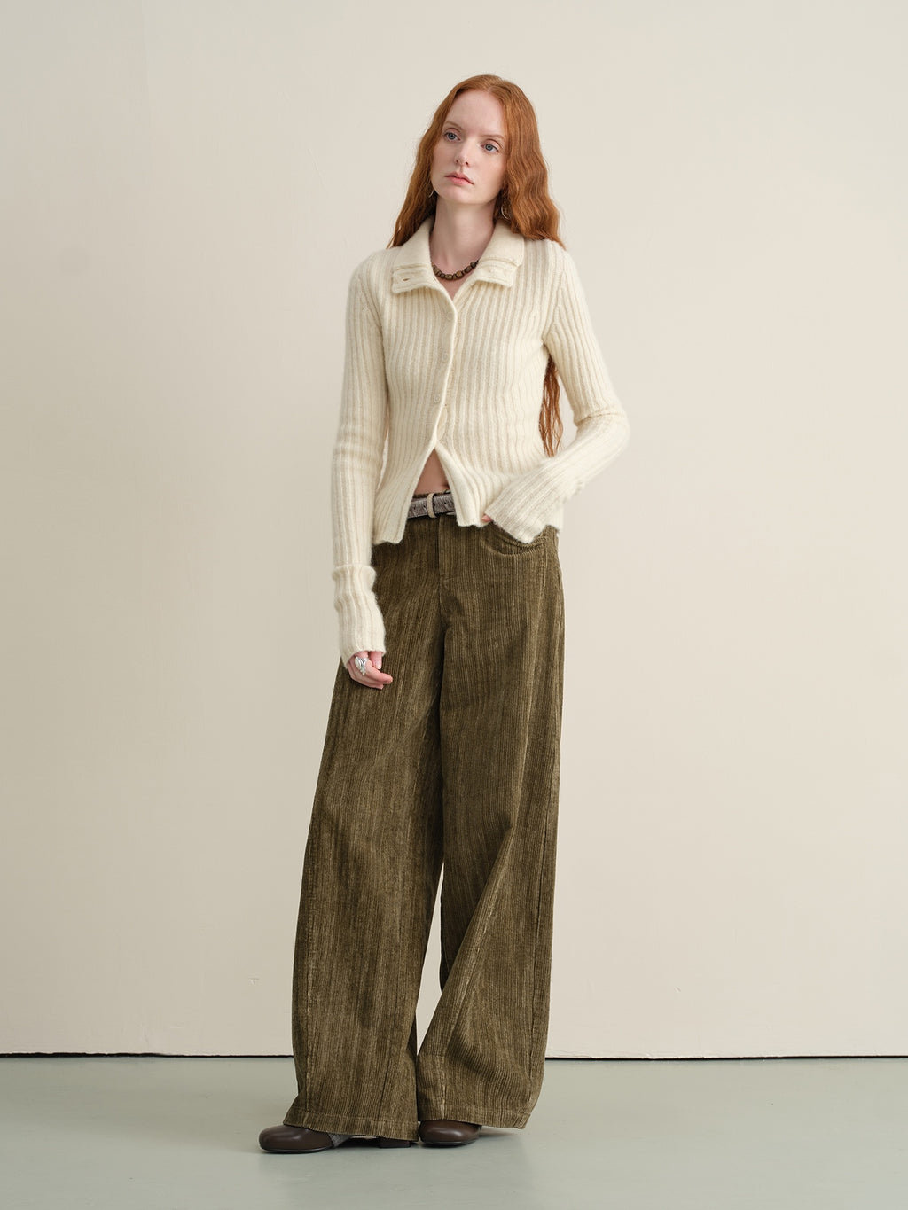 someonesometimes Soft Wool Cotton Blend Slim Fit Side Slit Cropped Button Crewneck Womens Cardigans